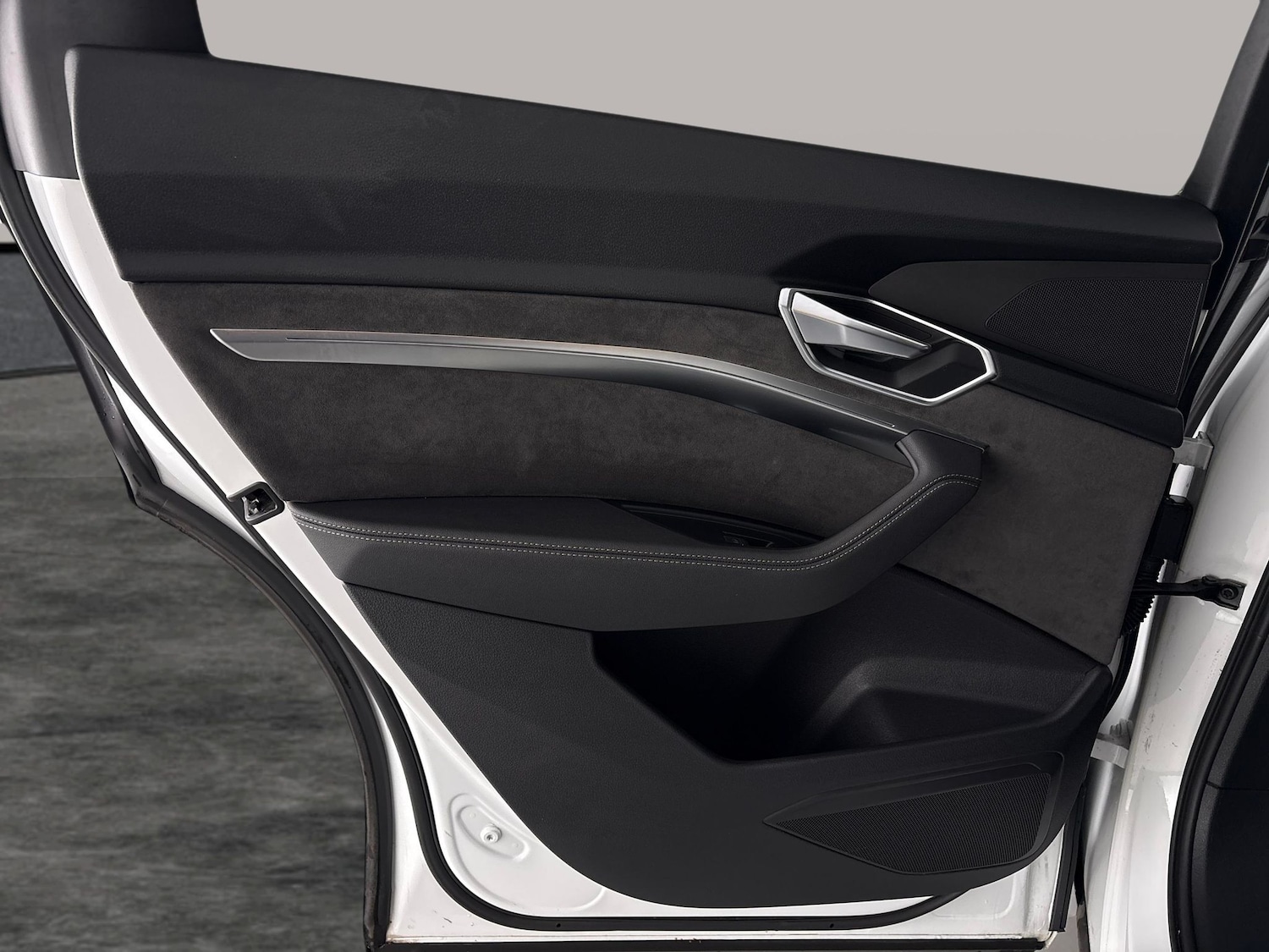 Used Audi e-tron 2020 for sale - 76515197: Photo 42