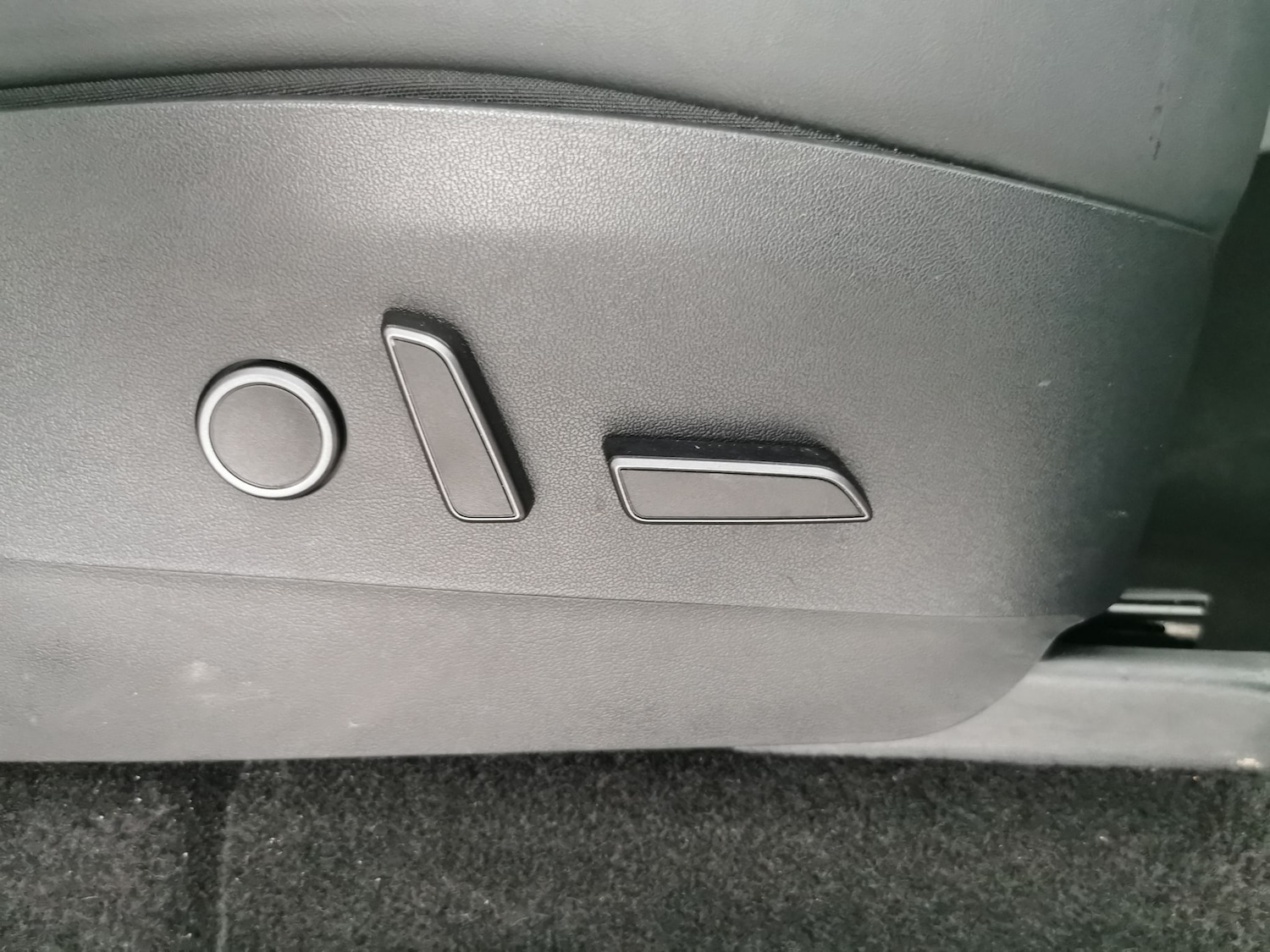 Used Tesla Model Y 2022 for sale - 76984467: Photo 16