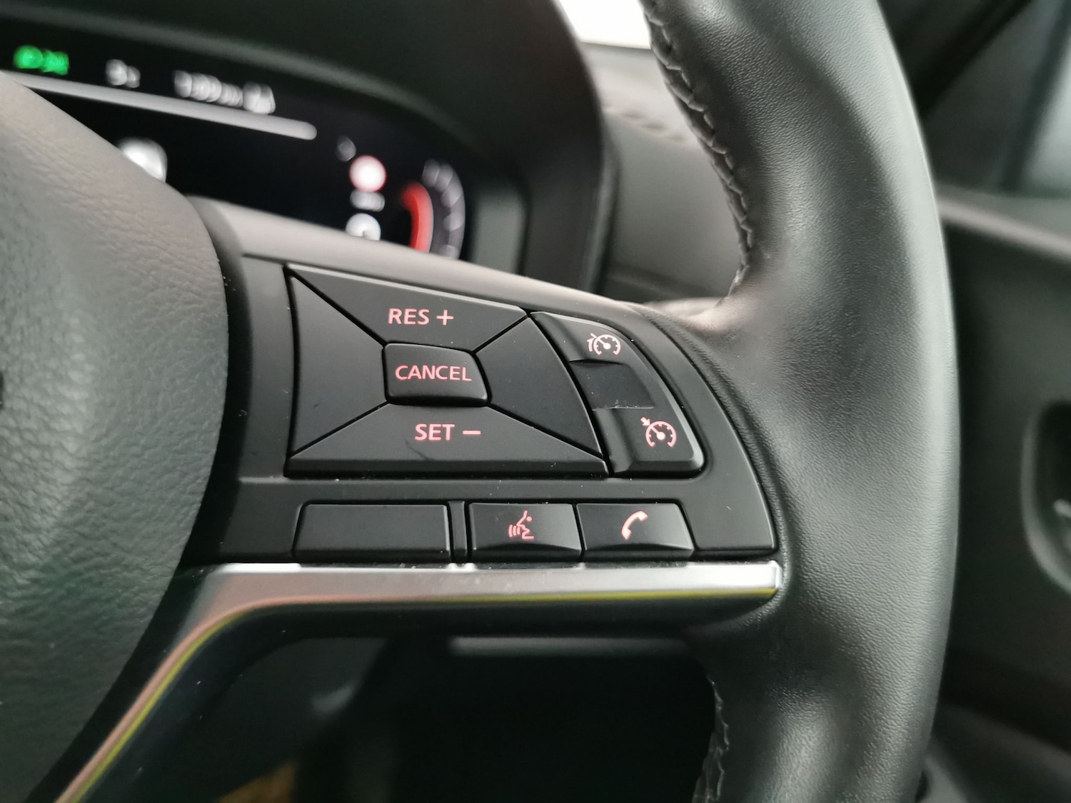 Used Nissan Juke 2024 for sale - 77975811: Photo 20