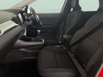 Used Renault Captur 2020 for sale - 79151986: Photo