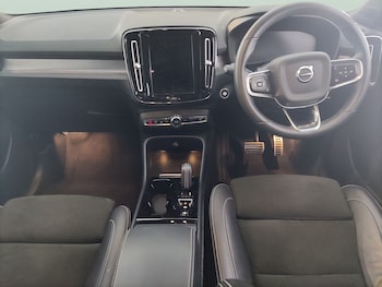 Used Volvo XC40 2021 for sale - 78982459: Photo