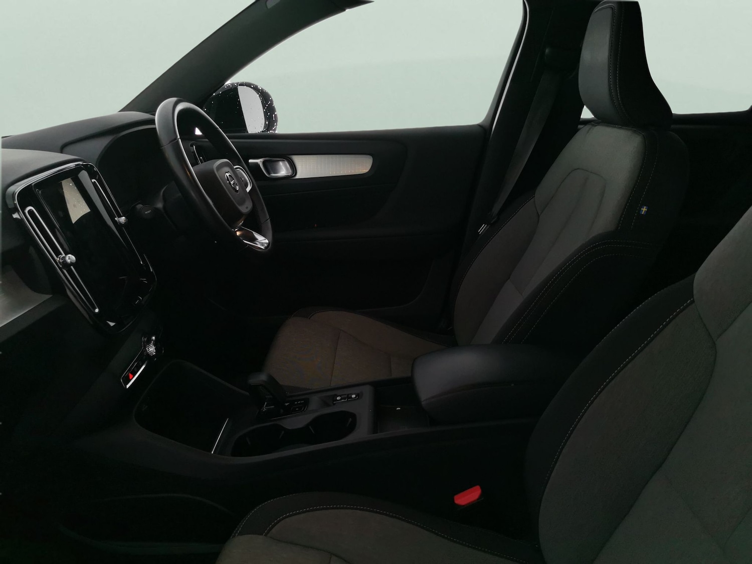 Used Volvo XC40 for sale - 77208092: Photo 4