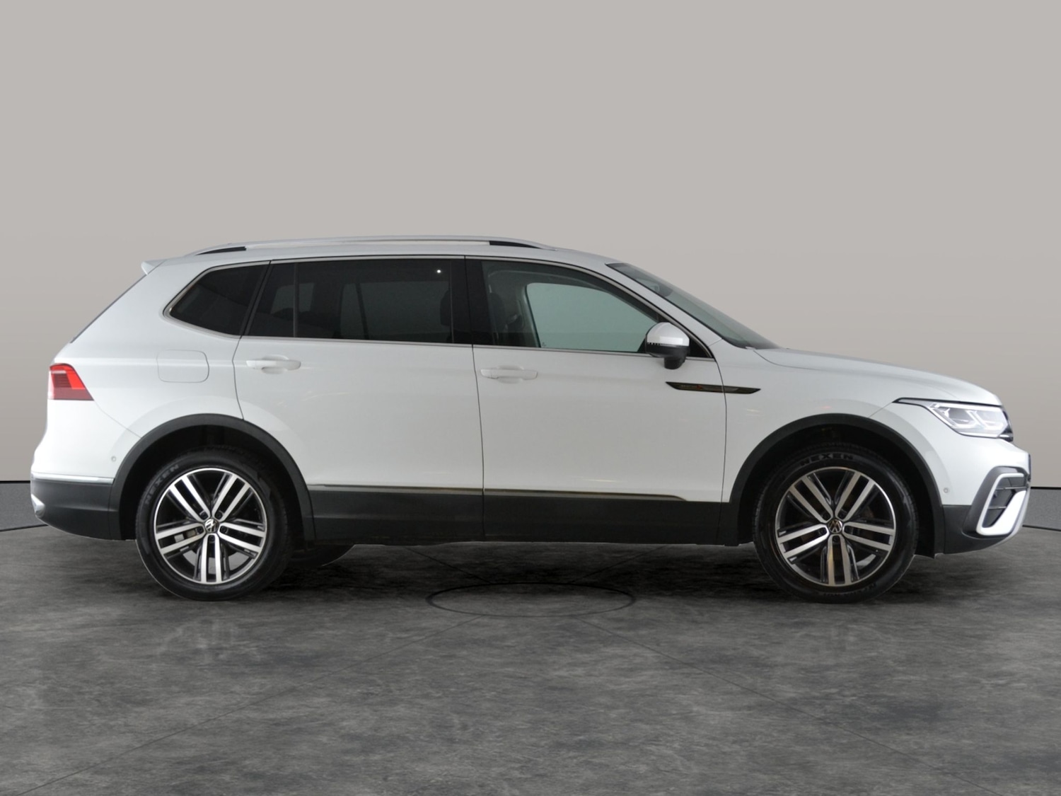 Used Volkswagen Tiguan Allspace 2022 for sale - 76545127: Photo 12