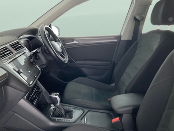 Used Volkswagen Tiguan Allspace 2022 for sale - 76545127: Photo