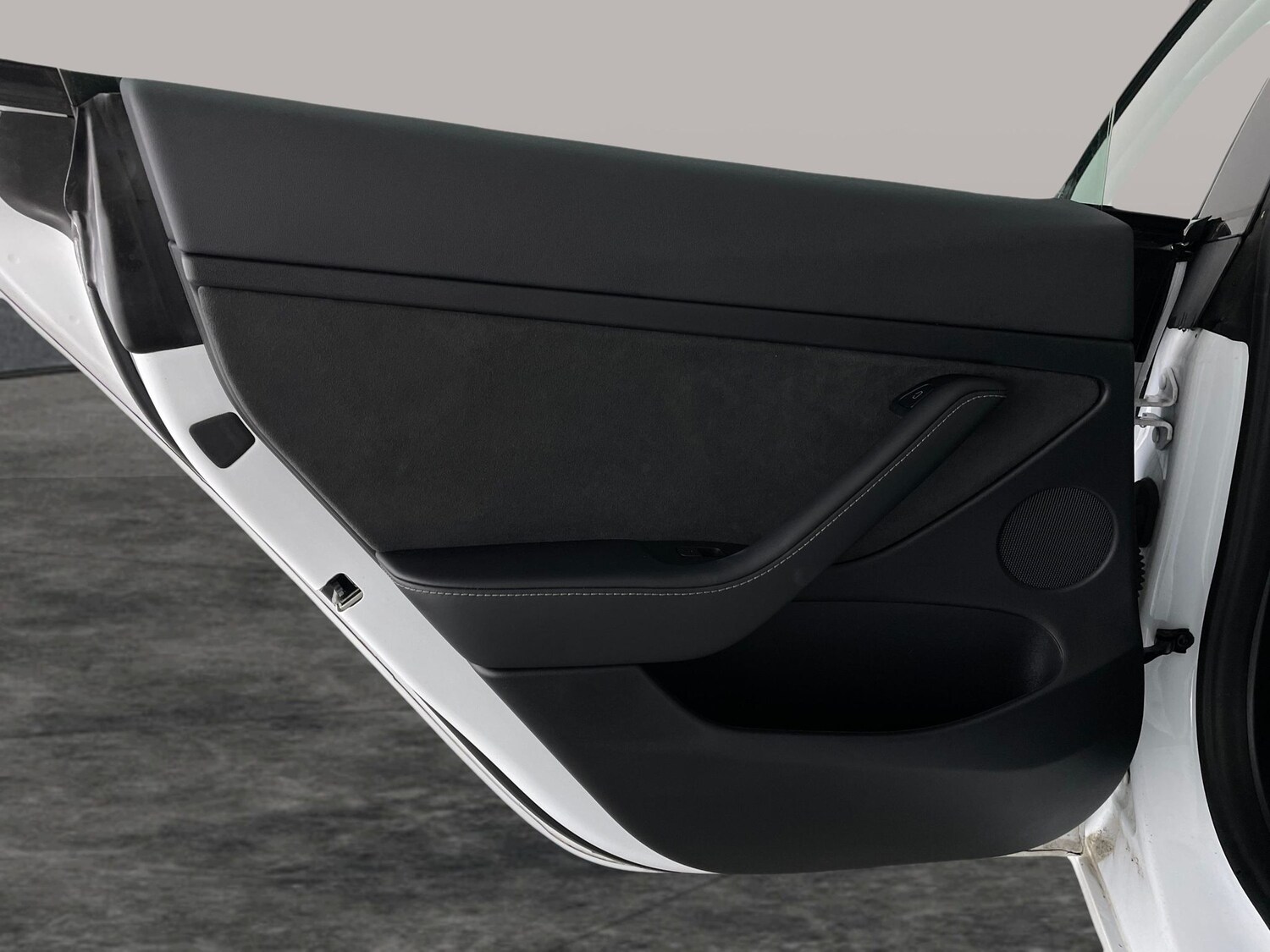 Used Tesla Model 3 2021 for sale - 77476801: Photo 38