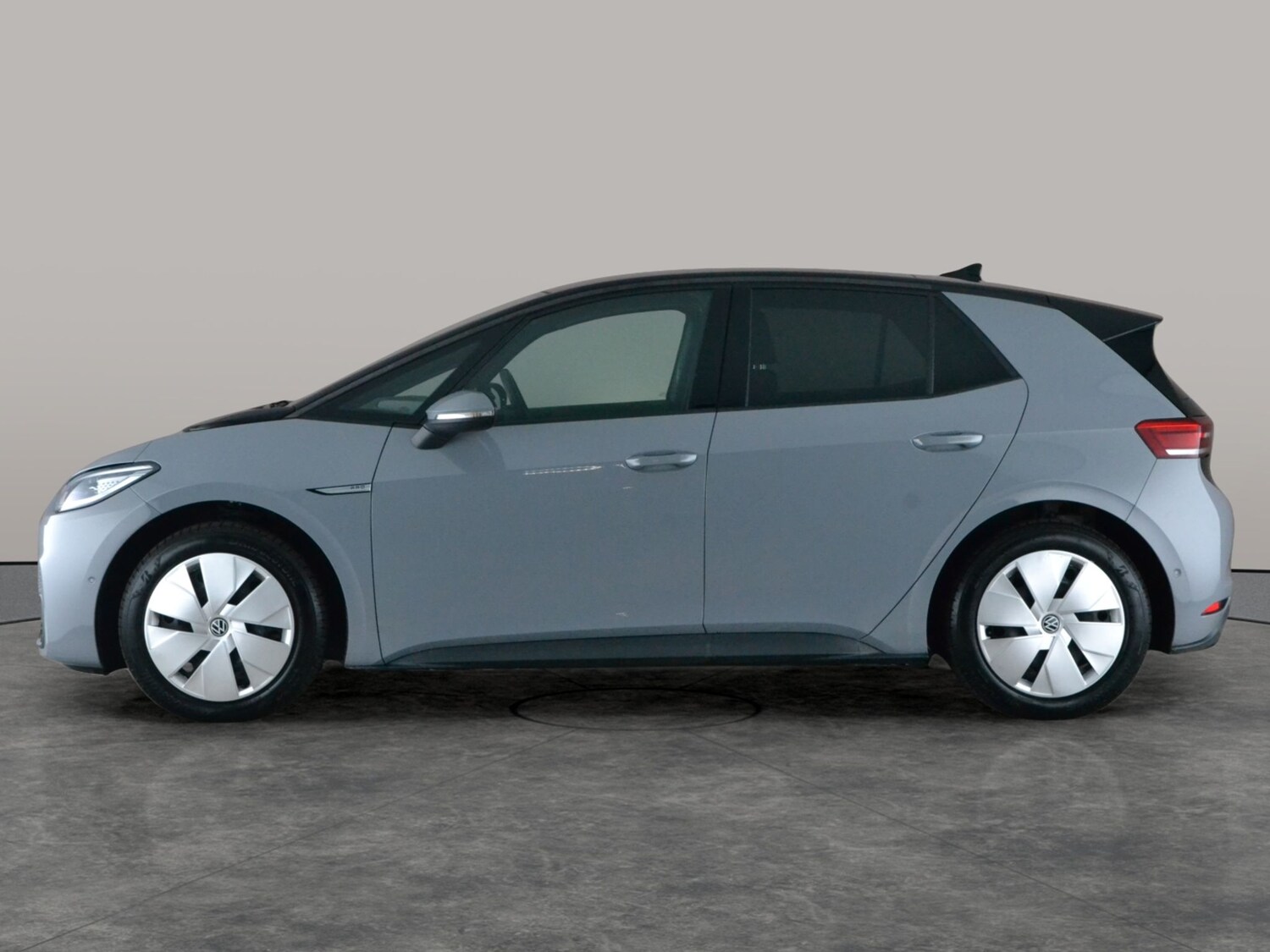 Used Volkswagen ID.3 2023 for sale - 77899140: Photo 12