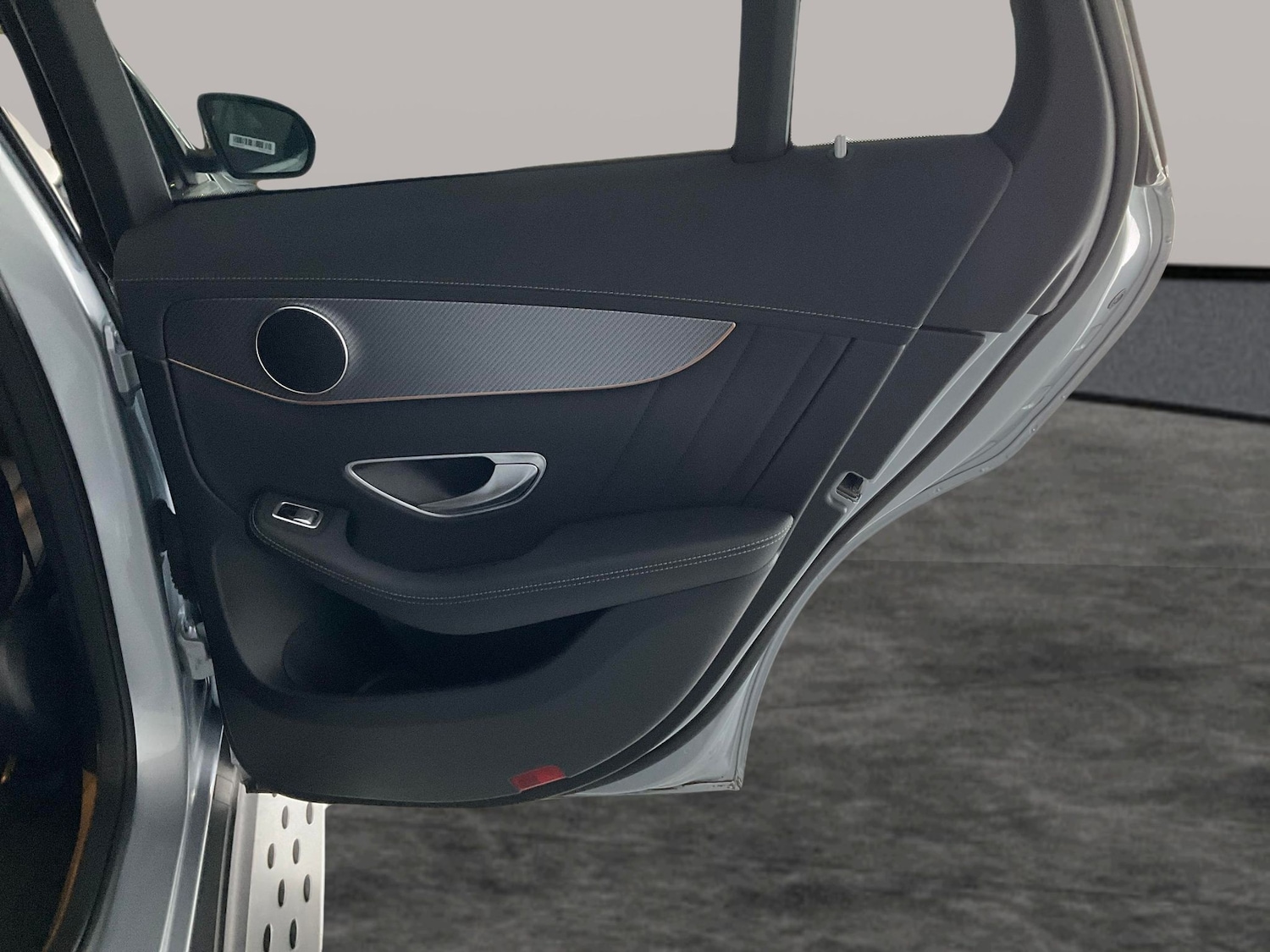 Used Mercedes-Benz EQC 2023 for sale - 76663457: Photo 33