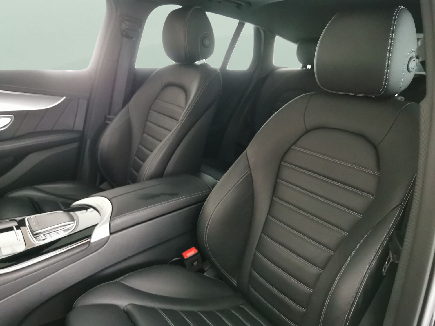 Used Mercedes-Benz EQC for sale - 77337361: Photo 8