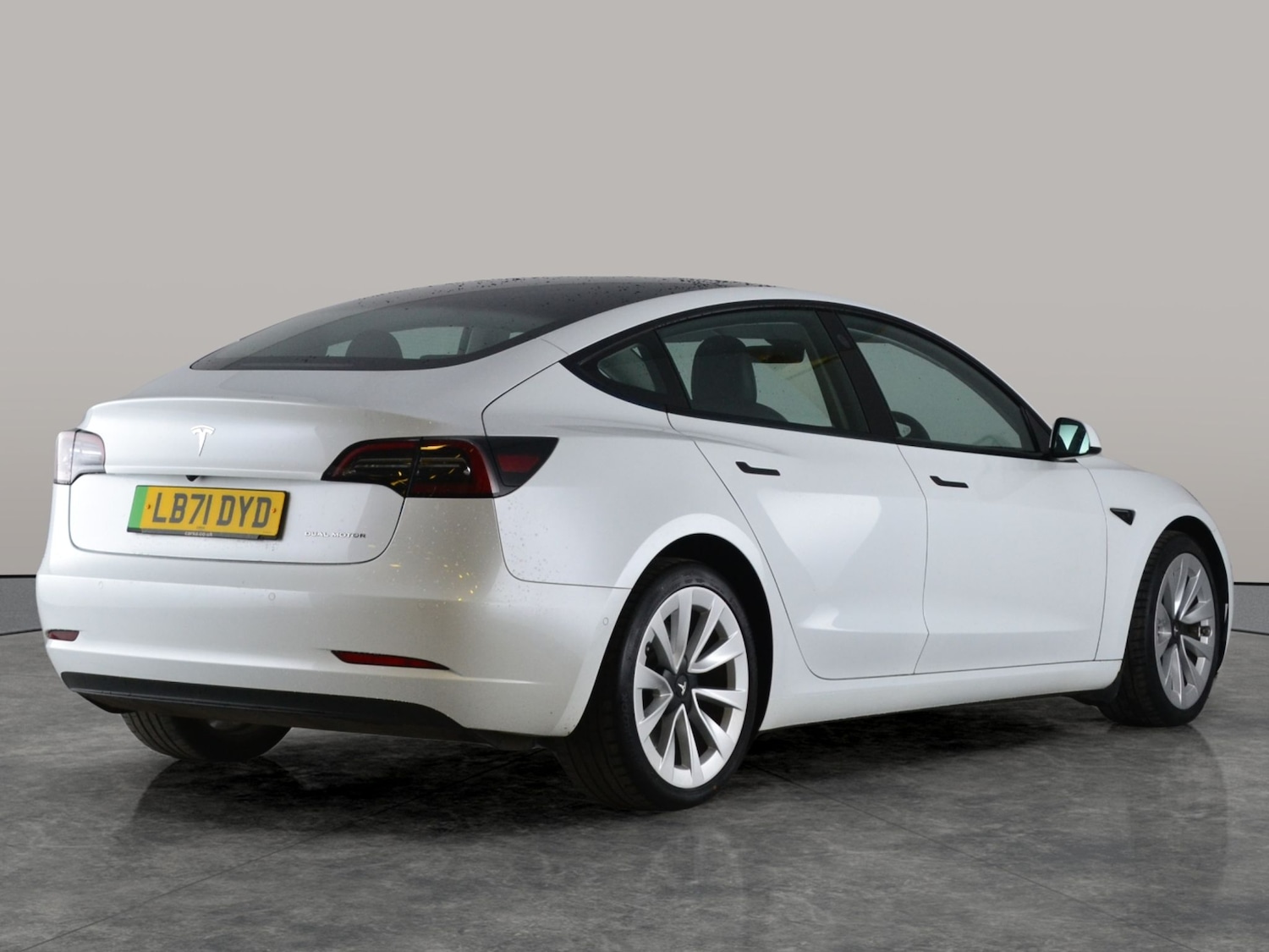 Used Tesla Model 3 2021 for sale - 76971763: Photo 12