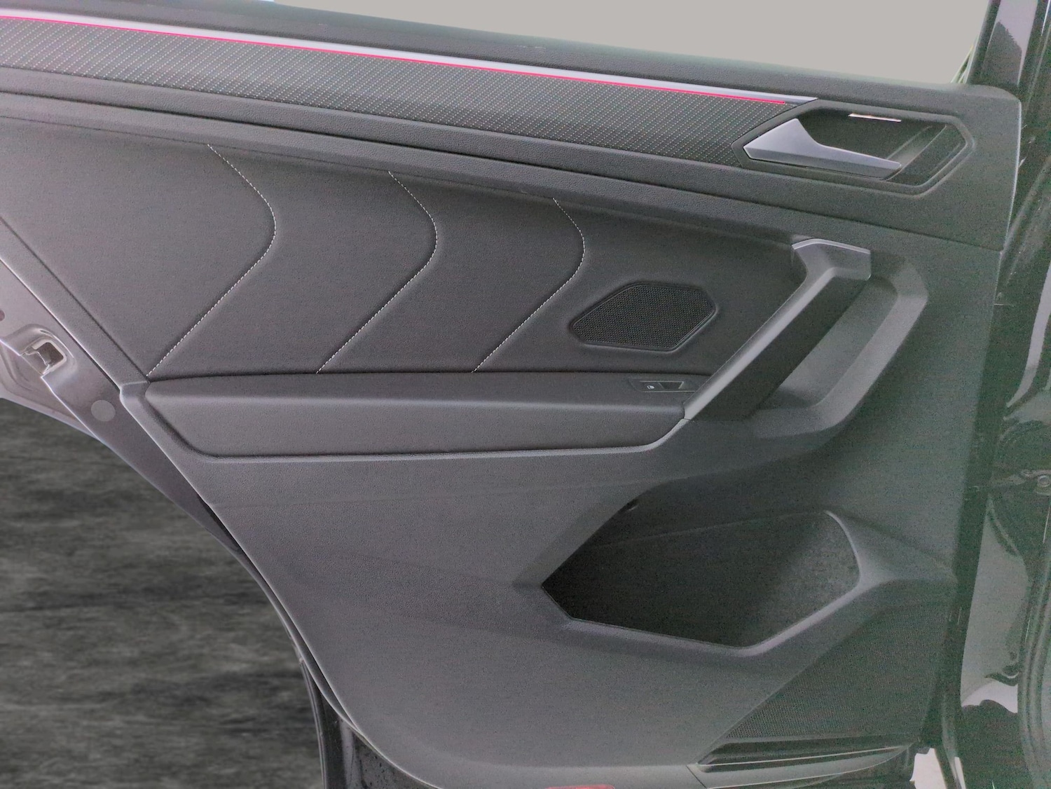 Used Volkswagen Tiguan Allspace 2024 for sale - 77846169: Photo 27