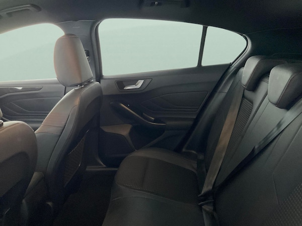 Used Ford Focus 2022 for sale - 76141120: Photo 32
