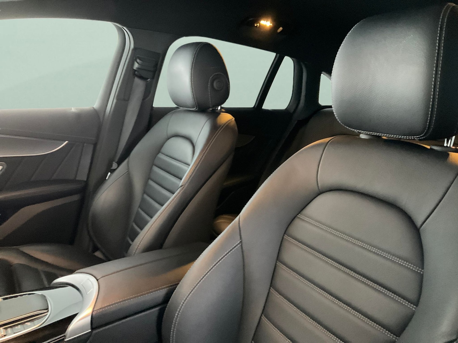 Used Mercedes-Benz EQC 2022 for sale - 76540362: Photo 7