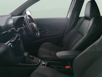 Used Toyota Yaris Cross 2022 for sale - 76984446: Photo