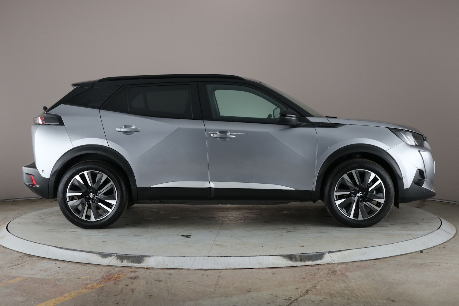 Used Peugeot 2008 2021 for sale - 76616019: Photo 11