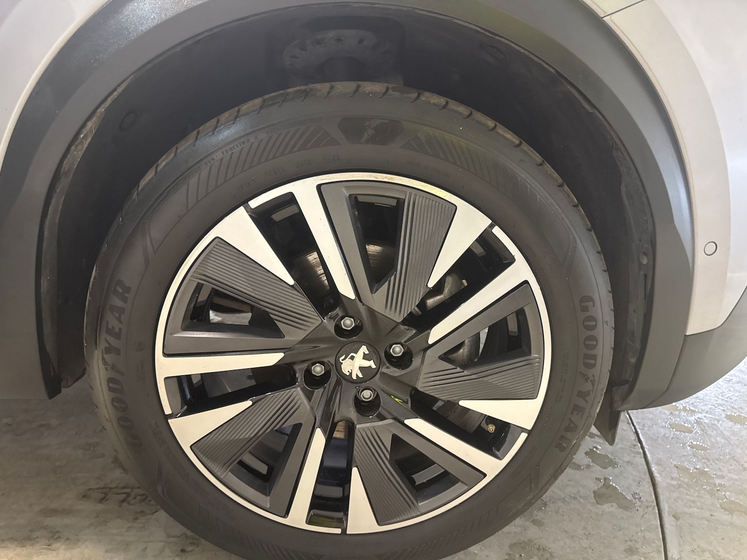 Used Peugeot 2008 2021 for sale - 76616019: Photo 25