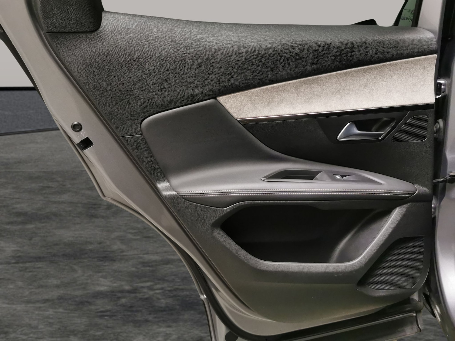 Used Peugeot 3008 for sale - 76725298: Photo 25