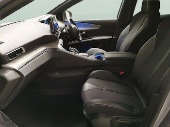 Used Peugeot 3008 undefined for sale - 76725298: Photo