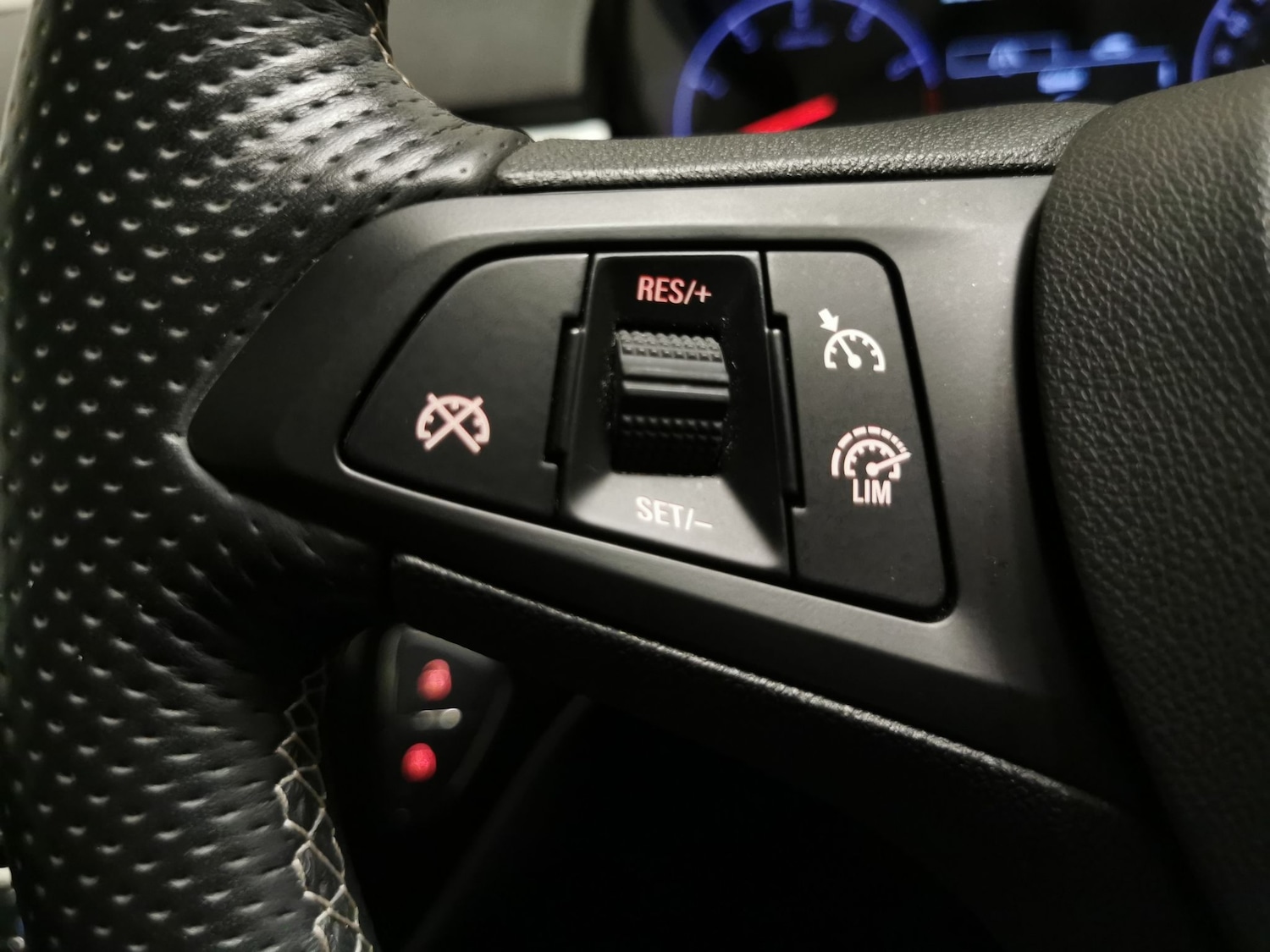 Used Vauxhall Corsa 2016 for sale - 77165671: Photo 16