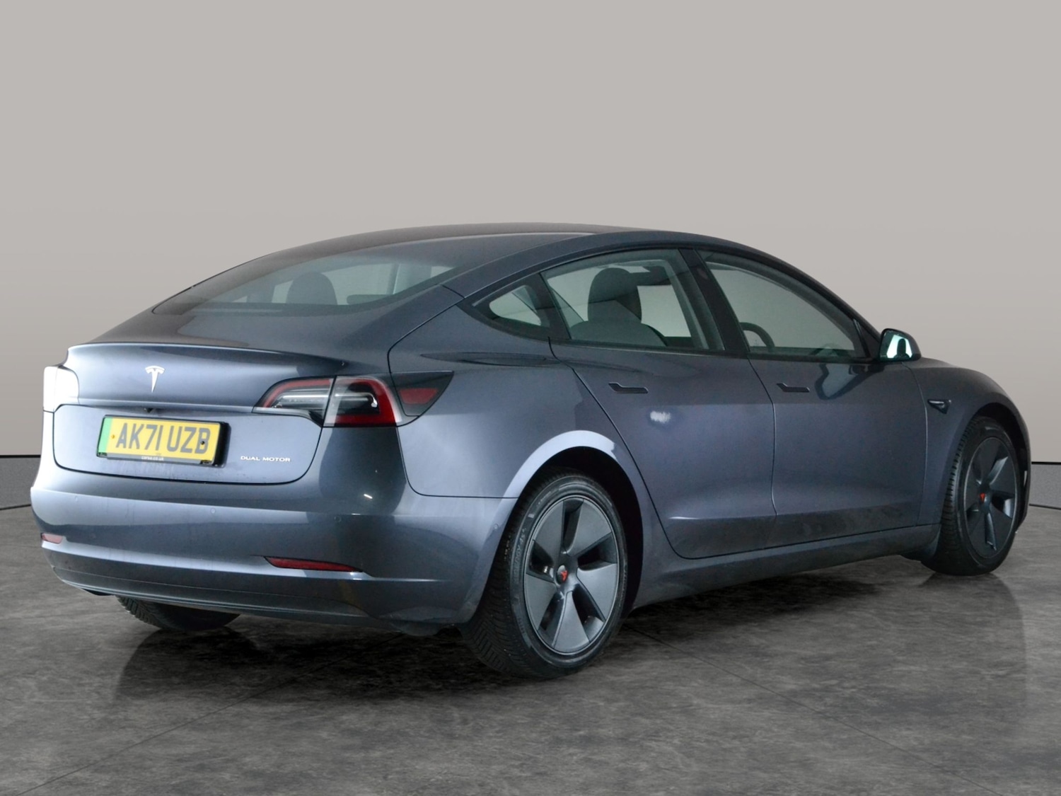 Used Tesla Model 3 2021 for sale - 77581762: Photo 12