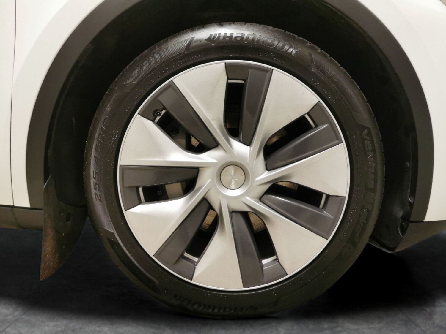 Used Tesla Model Y 2023 for sale - 77846161: Photo 24