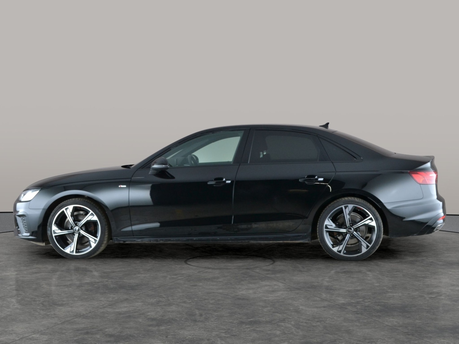 Used Audi A4 2023 for sale - 77293791: Photo 13