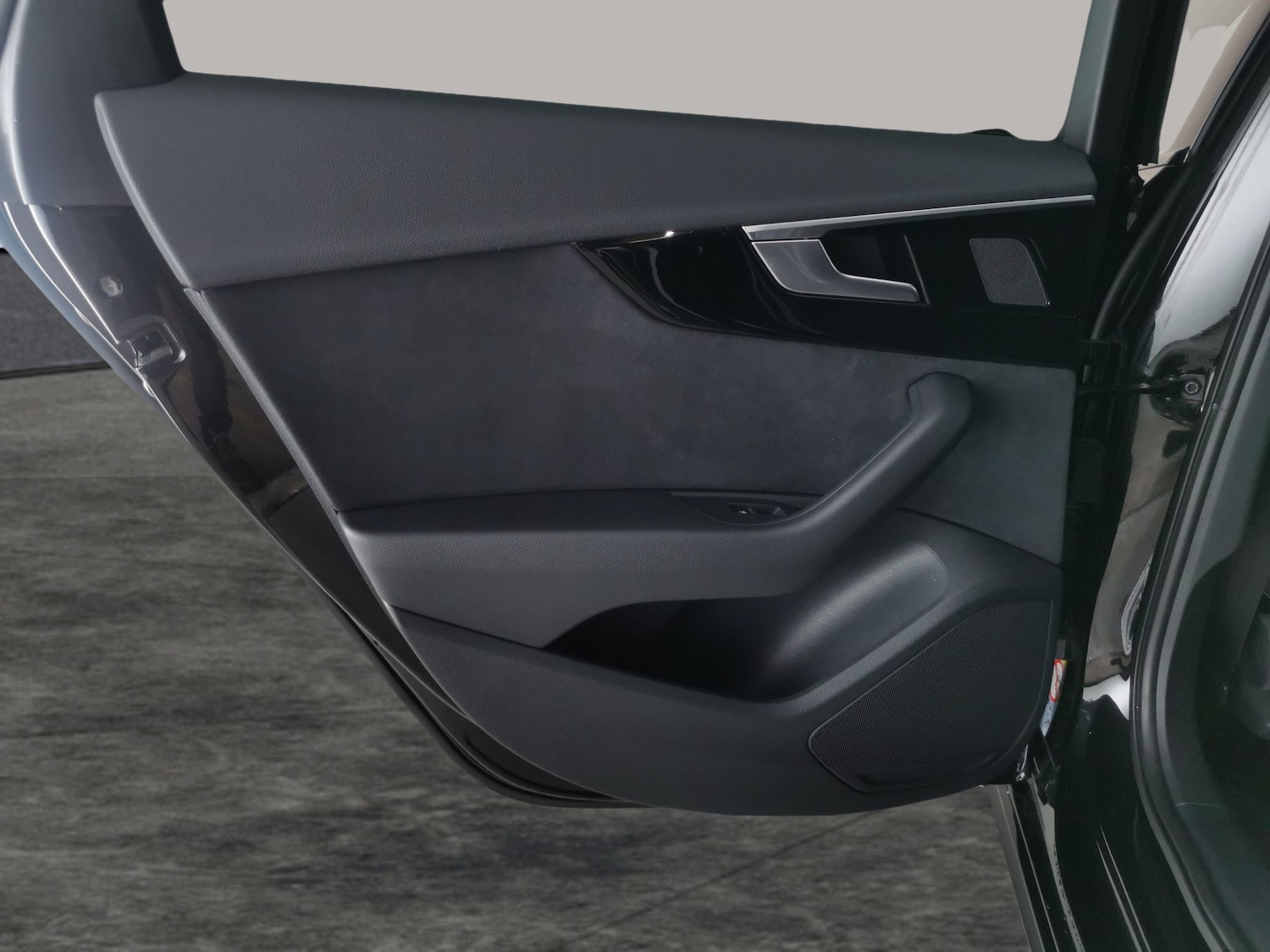 Used Audi A4 2023 for sale - 77293791: Photo 30