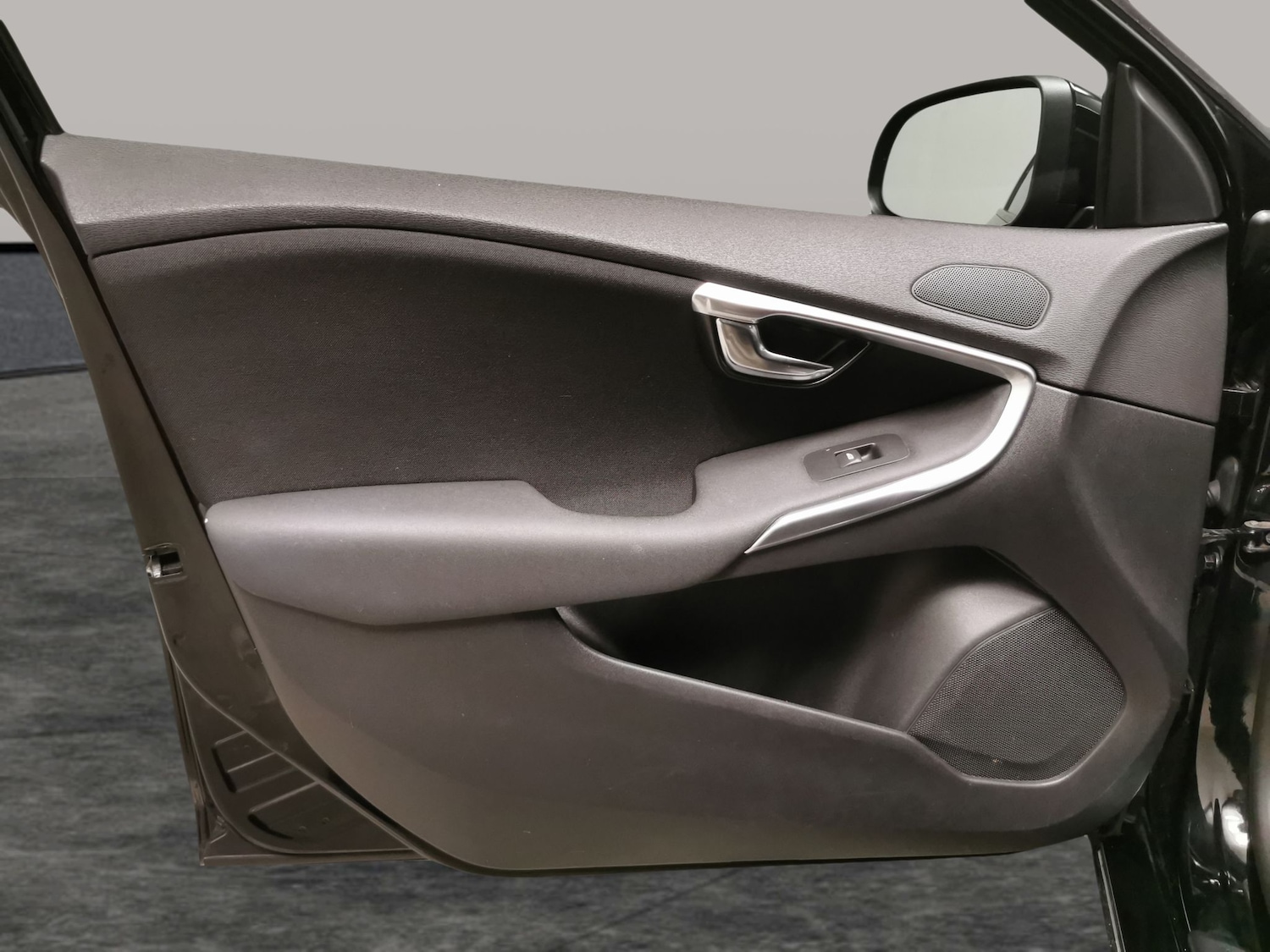 Used Volvo V40 2018 for sale - 76691808: Photo 21