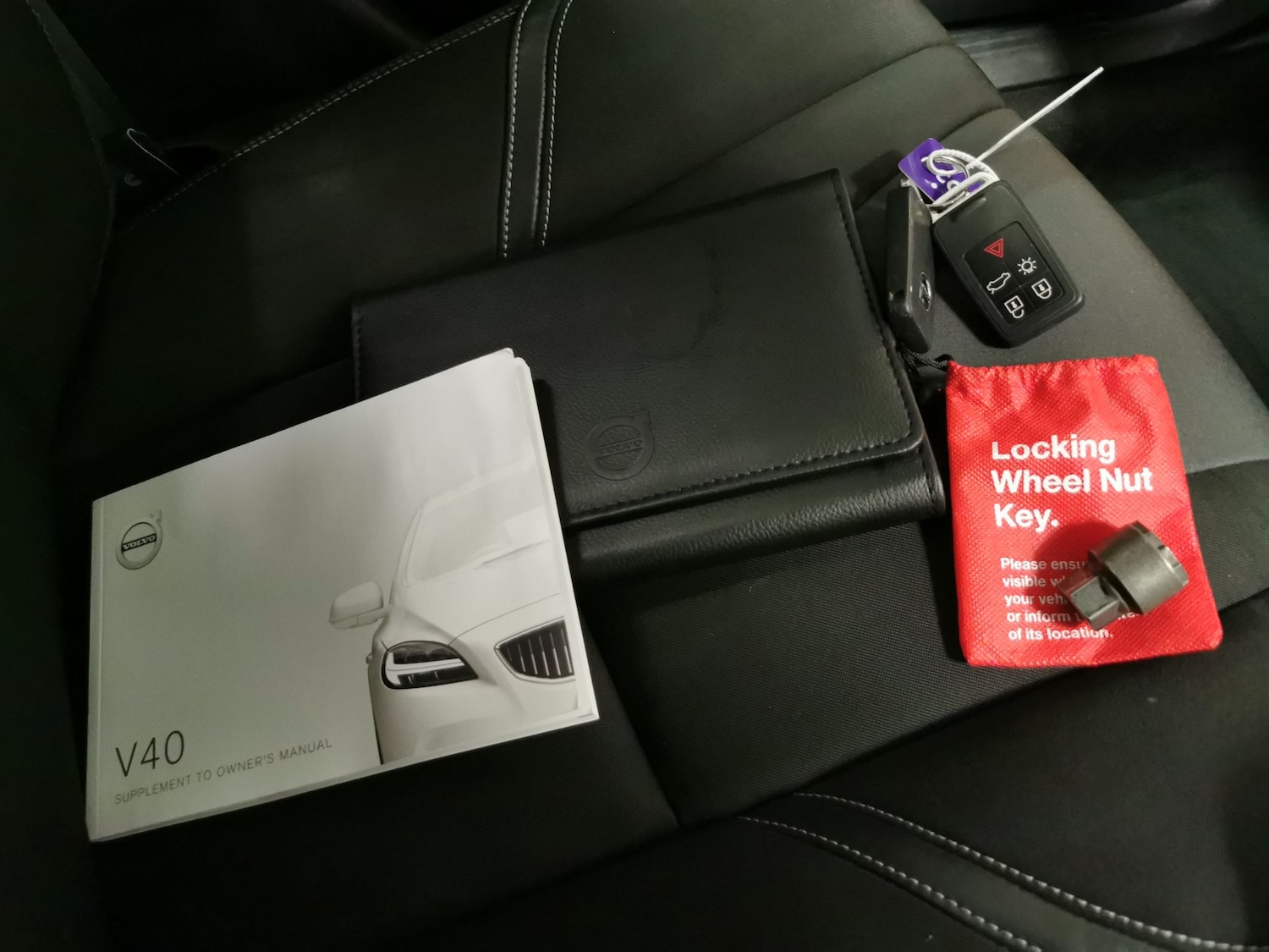 Used Volvo V40 2018 for sale - 76691808: Photo 25