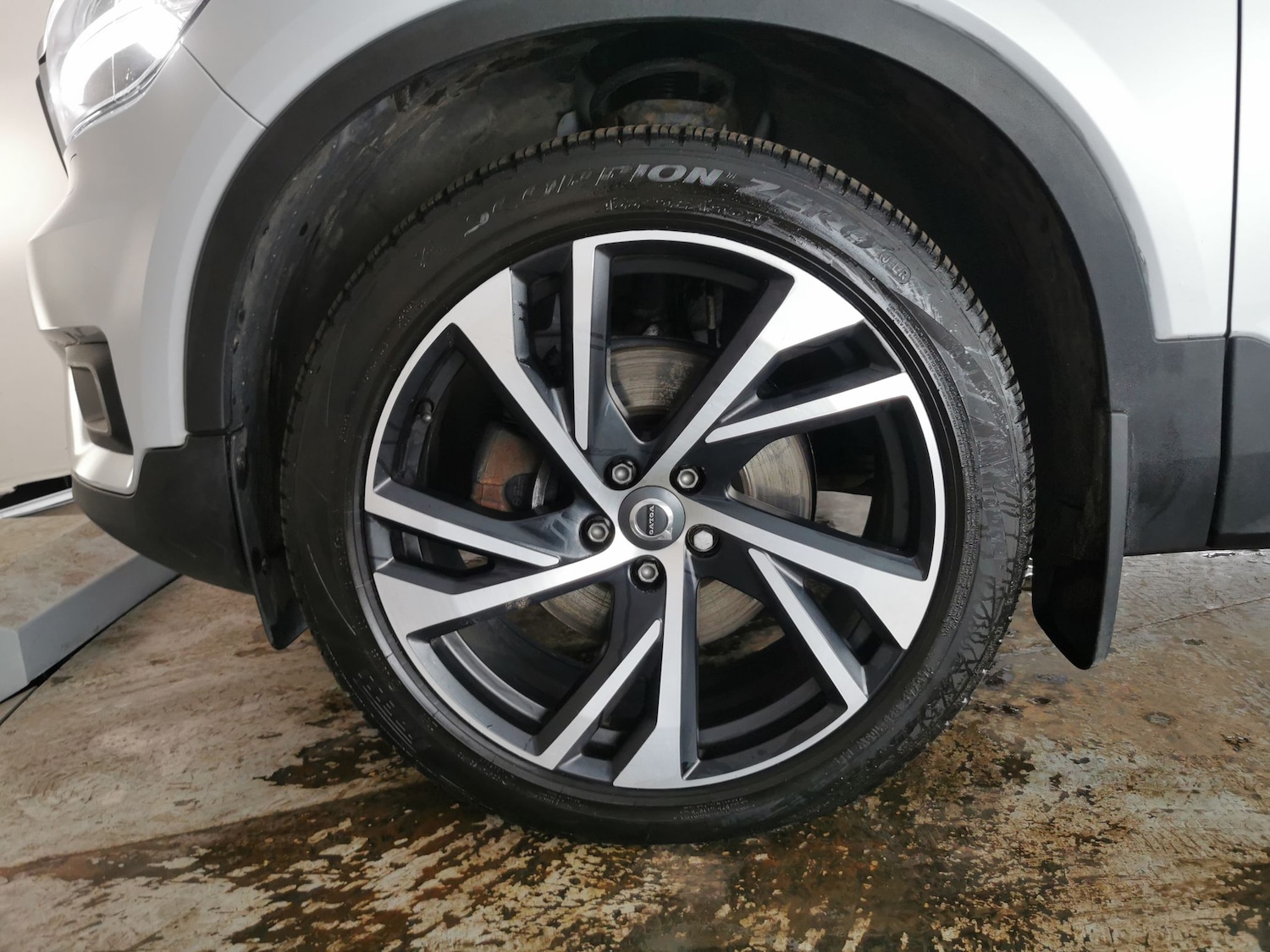 Used Volvo XC40 2019 for sale - 77641173: Photo 24