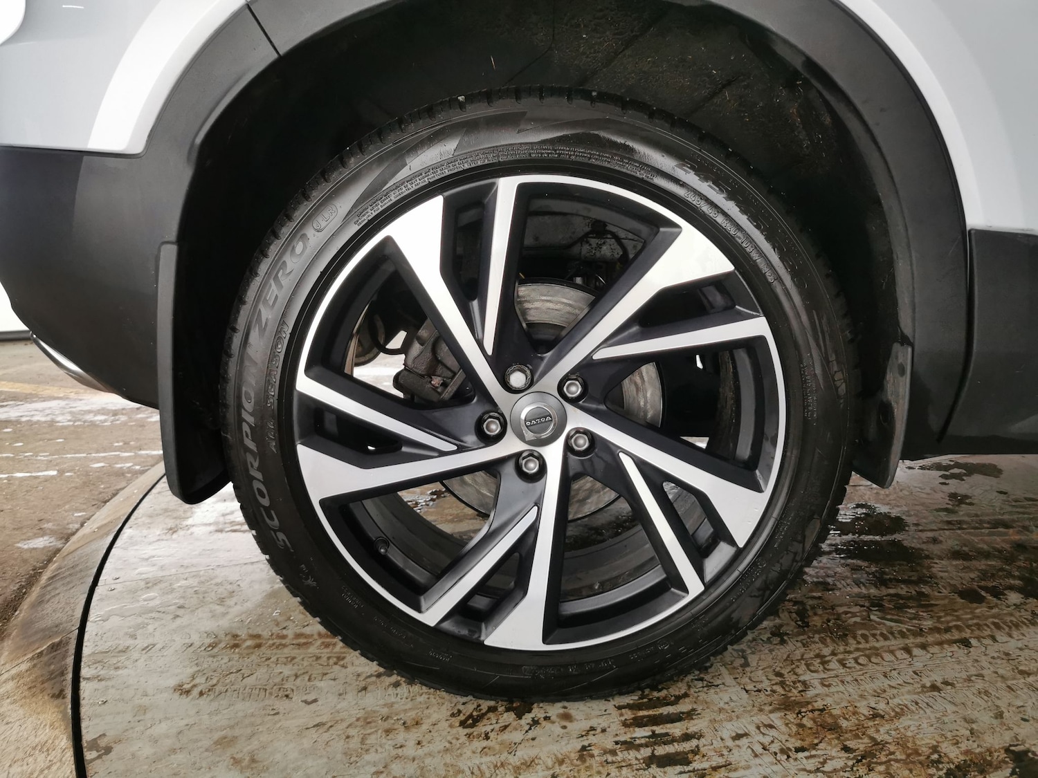 Used Volvo XC40 2019 for sale - 77641173: Photo 26