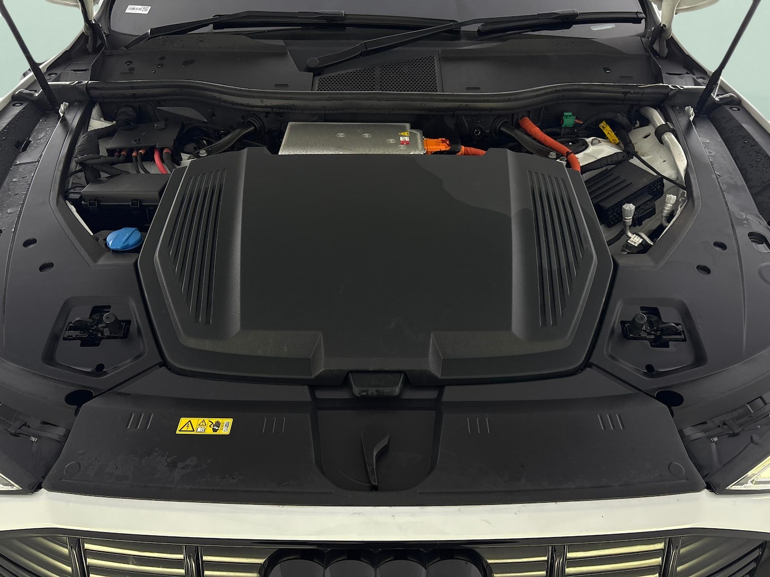 Used Audi e-tron 2020 for sale - 76587309: Photo 47