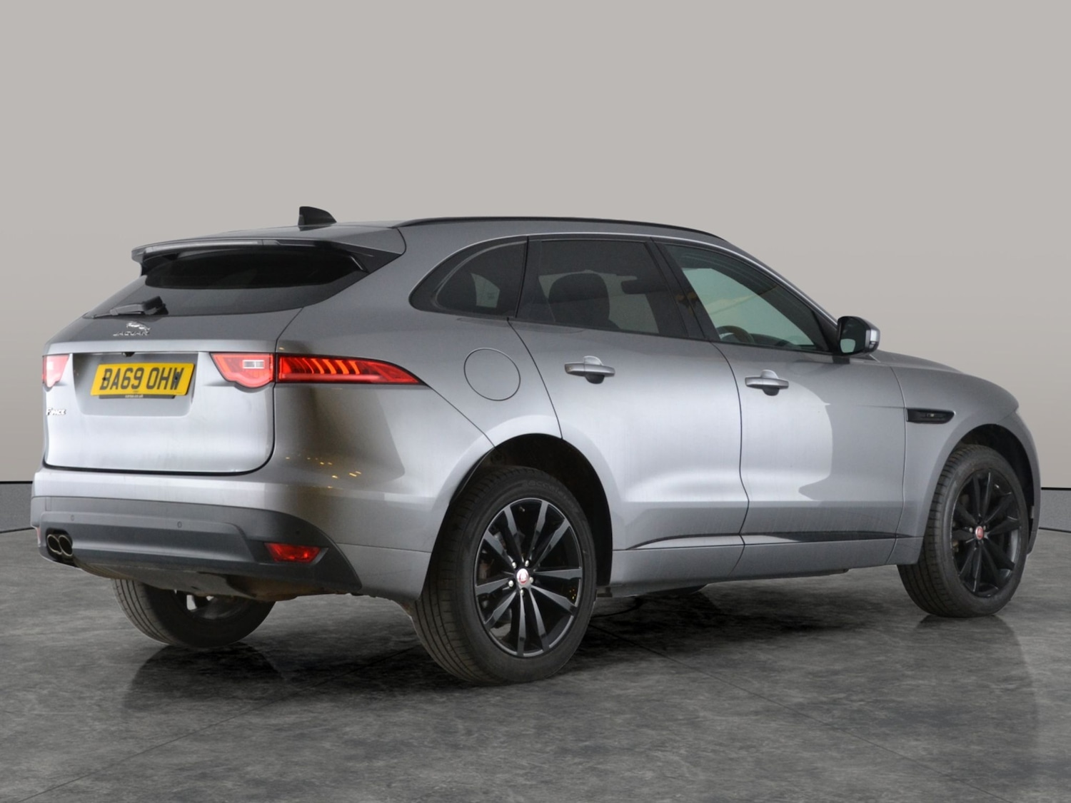 Used Jaguar F-Pace 2019 for sale - 77946791: Photo 12