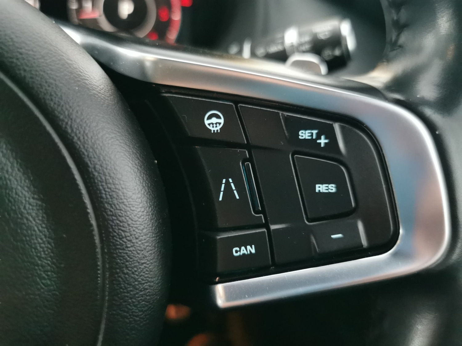 Used Jaguar F-Pace 2019 for sale - 77946791: Photo 24