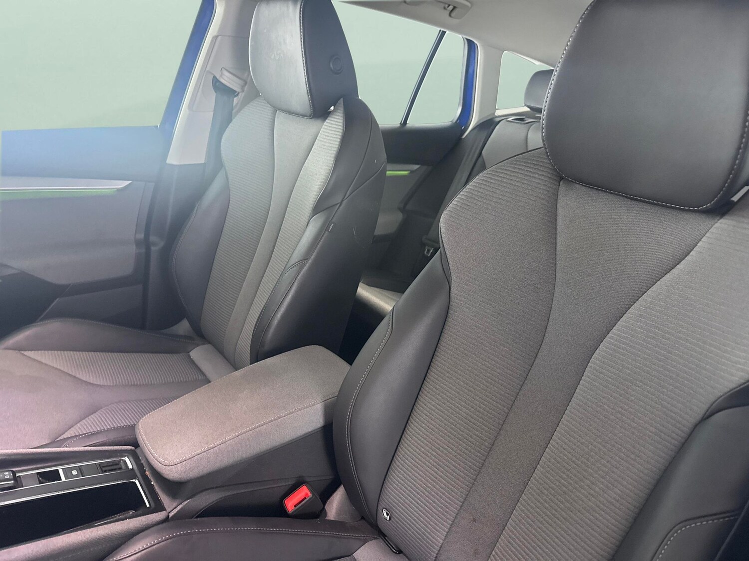 Used Skoda Enyaq 2023 for sale - 77462259: Photo 14