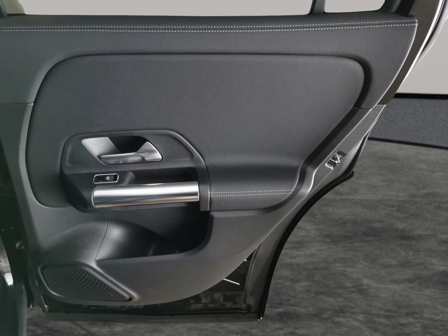 Used Mercedes-Benz GLA 2021 for sale - 77711103: Photo 32