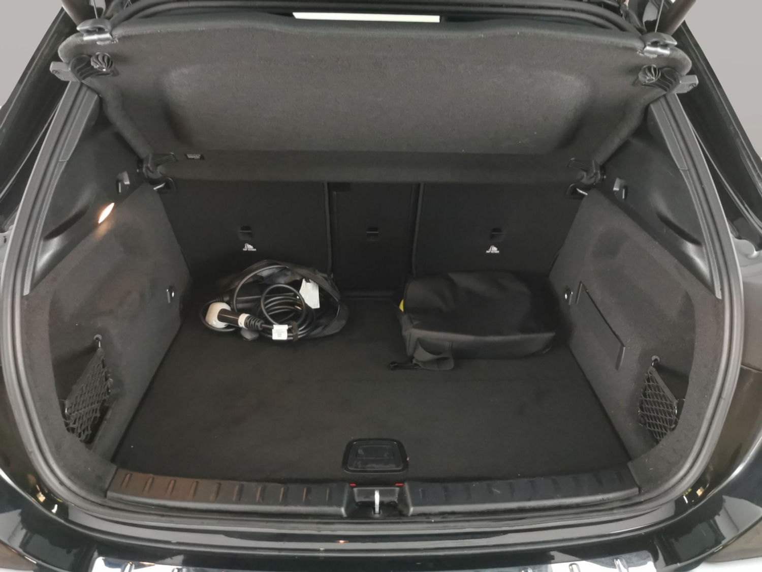 Used Mercedes-Benz GLA 2021 for sale - 77711103: Photo 36