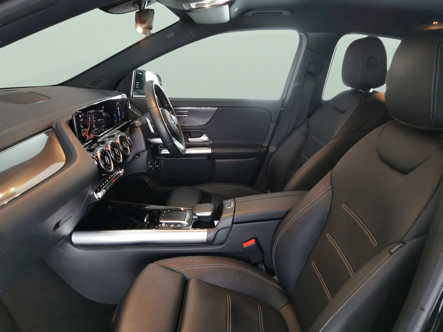 Used Mercedes-Benz GLA 2021 for sale - 77711103: Photo 4