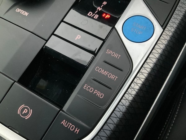 Used BMW i4 2023 for sale - 76288430: Photo 25
