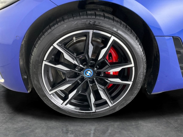 Used BMW i4 2023 for sale - 76288430: Photo 35