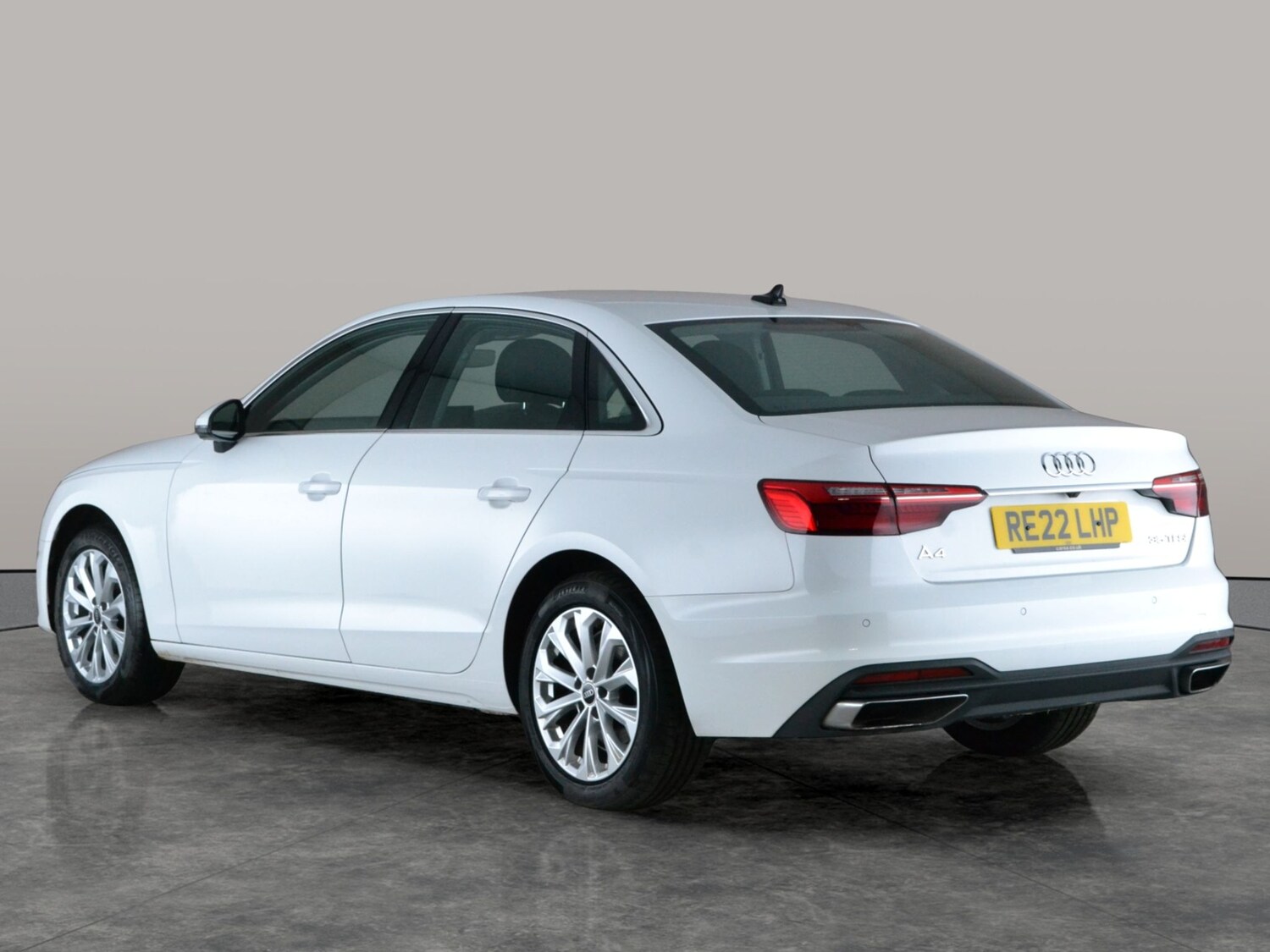 Used Audi A4 2022 for sale - 77802924: Photo 13