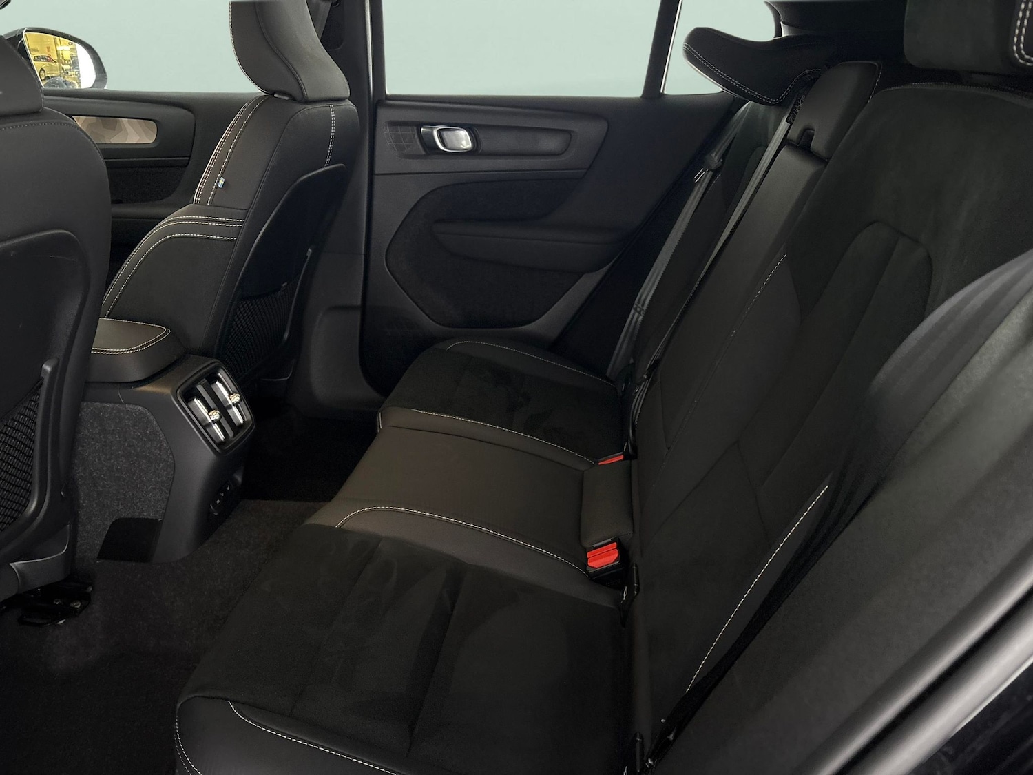 Used Volvo C40 2023 for sale - 78132582: Photo 36