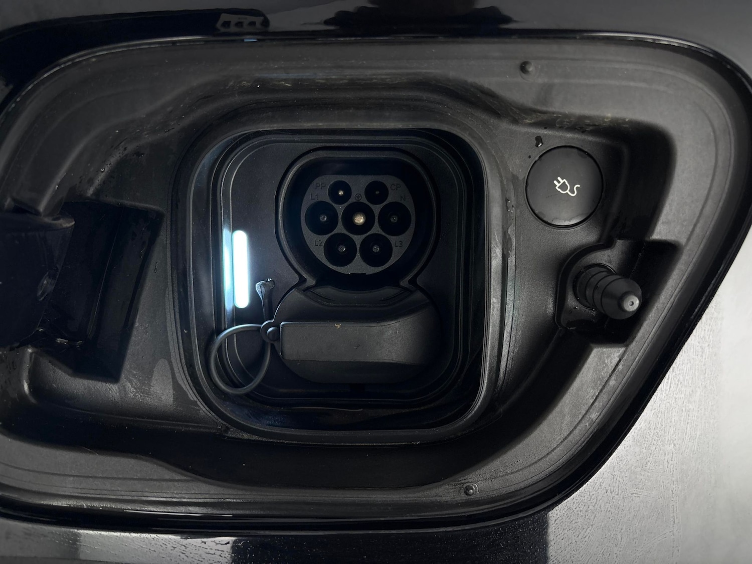 Used Volvo C40 2023 for sale - 78132582: Photo 41