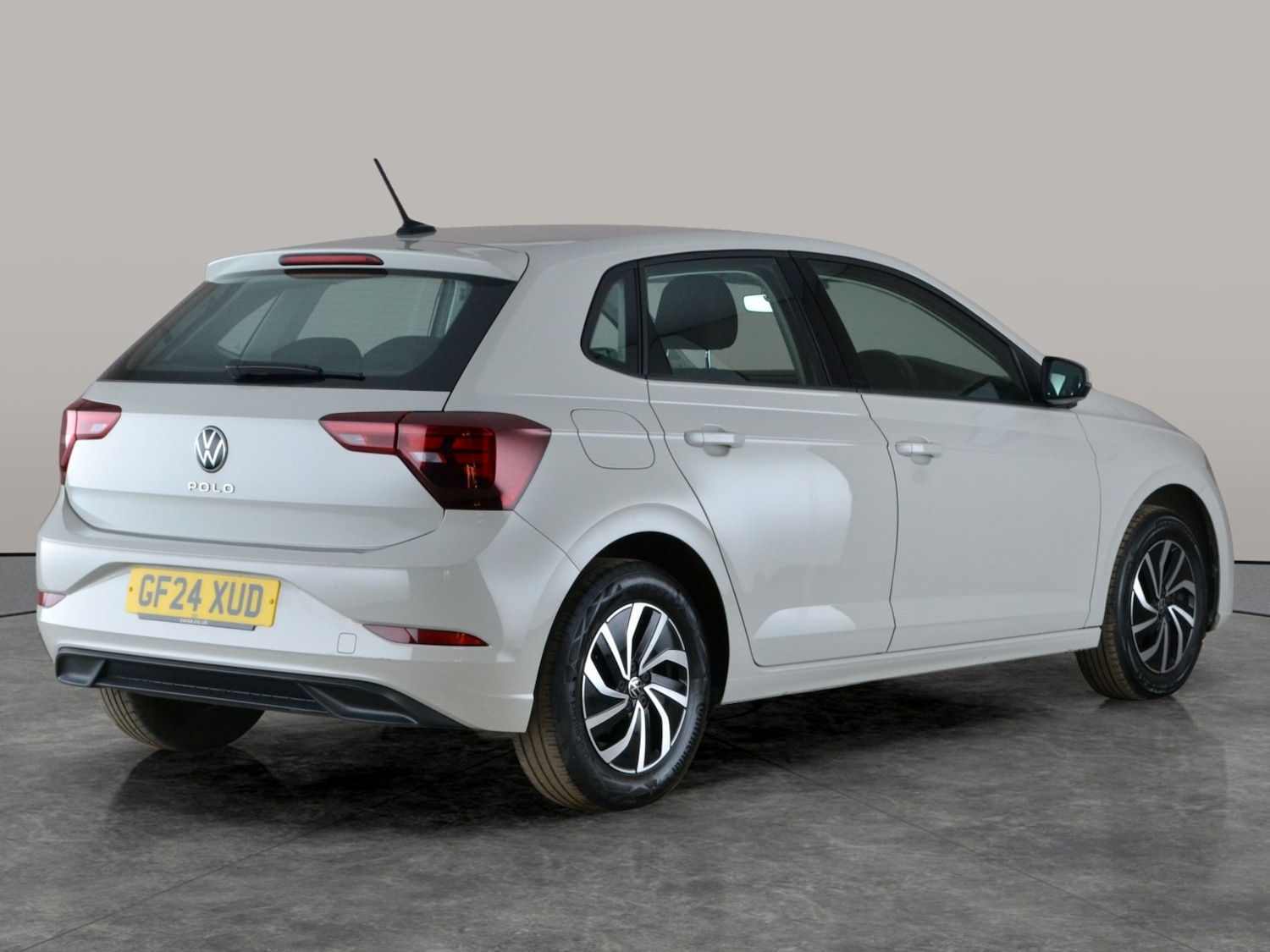 Used Volkswagen Polo 2024 for sale - 77995437: Photo 8