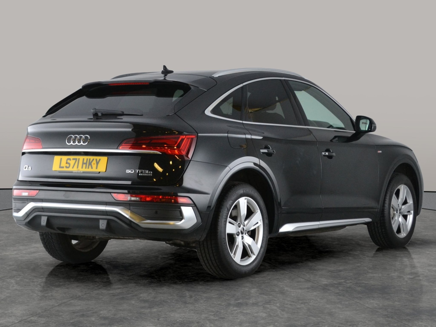 Used Audi Q5 2021 for sale - 76526026: Photo 11