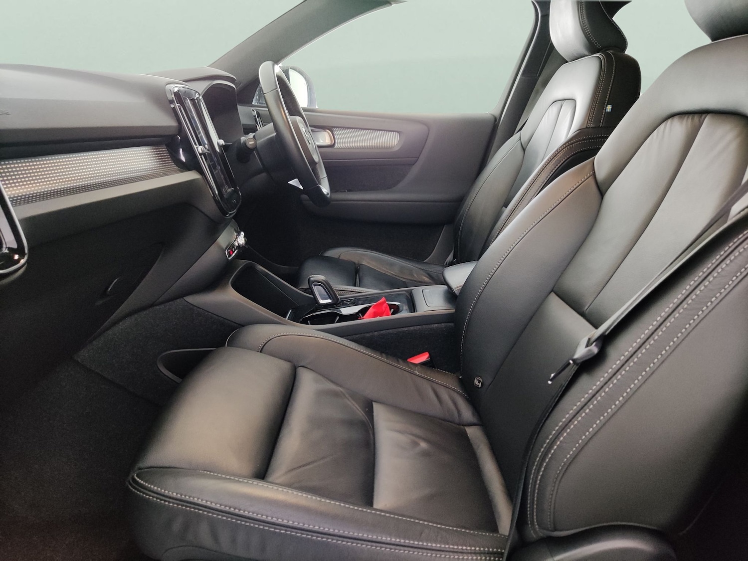 Used Volvo XC40 2021 for sale - 78110039: Photo 4