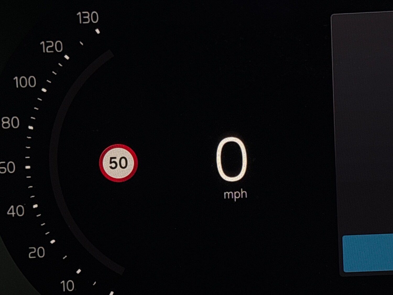 Used Volvo XC40 2023 for sale - 78178119: Photo 29