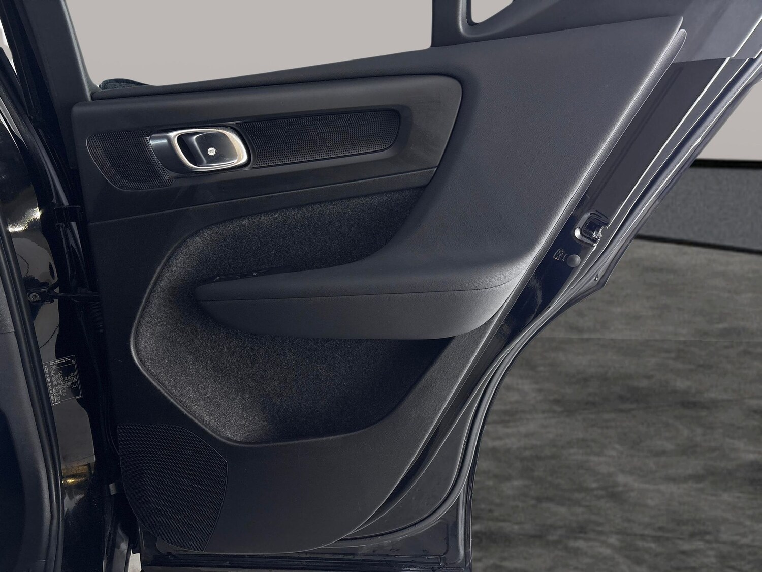 Used Volvo XC40 2023 for sale - 78178119: Photo 39