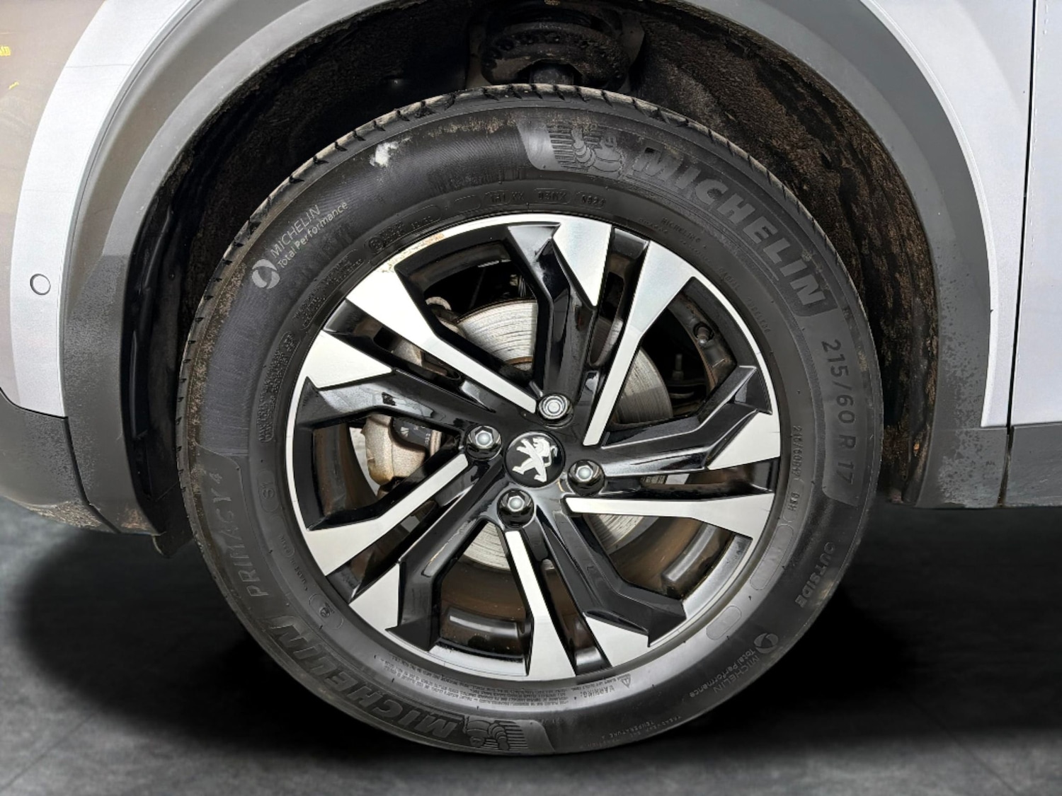 Used Peugeot E-2008 2022 for sale - 77116514: Photo 24