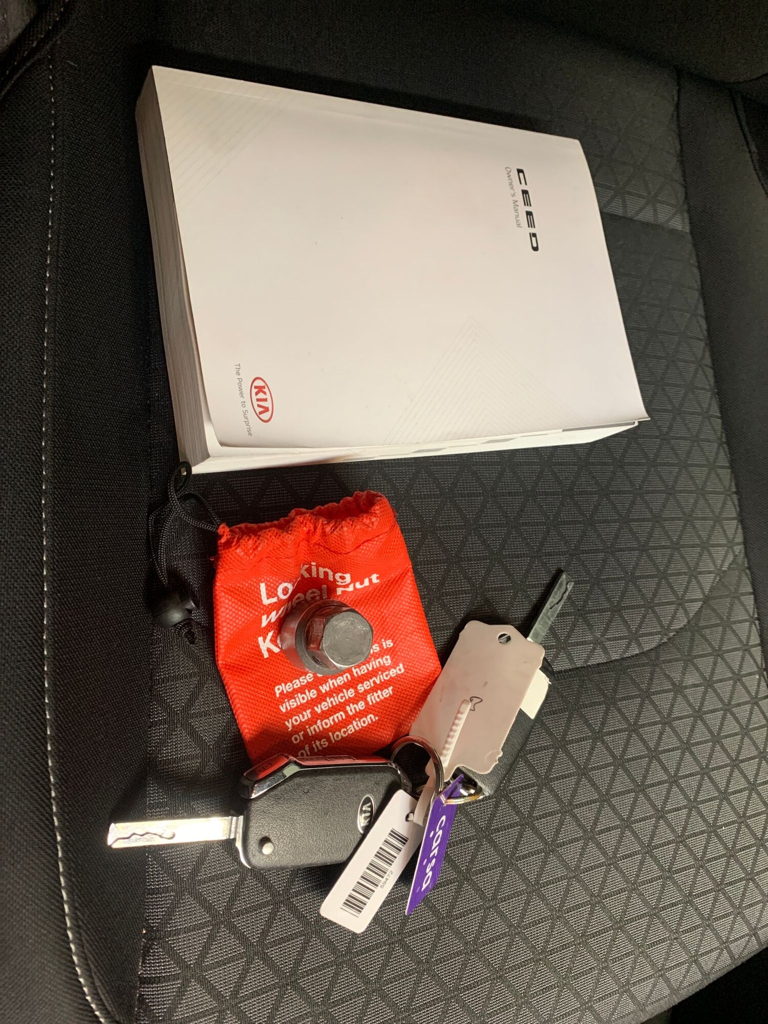 Used Kia Ceed for sale - 77432321: Photo 28