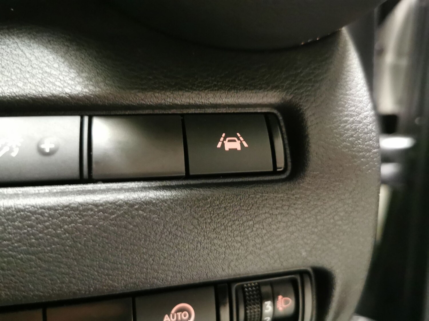 Used Nissan Juke 2023 for sale - 77942567: Photo 23